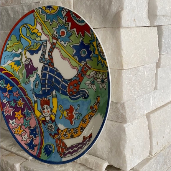 SOLD Tiffany& Co Collector “Fantasy” Plate - Picture 2 of 5